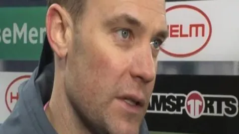 西安国际陆港游泳队斩获2025省第九届游泳联赛五金二银二铜辉煌战绩